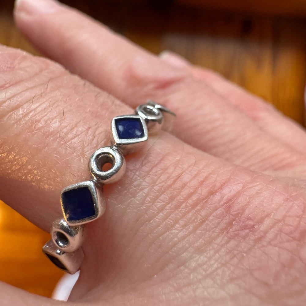 Sterling Silver Ring with Navy Blue Inset Stones